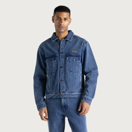Washed Twill Trucker Indigo worn by model